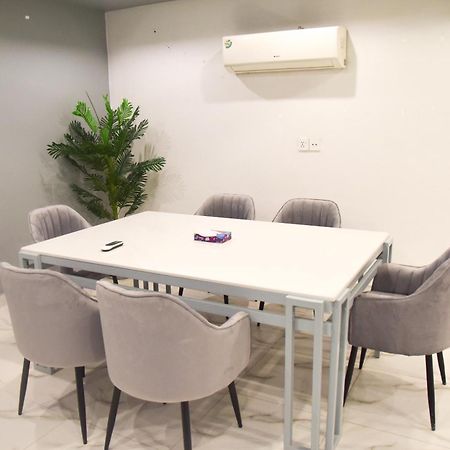 Luxe Suites Bahria Town Λαχόρη Εξωτερικό φωτογραφία
